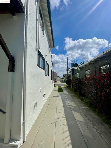 2445 66th AVE, Oakland, CA 94605