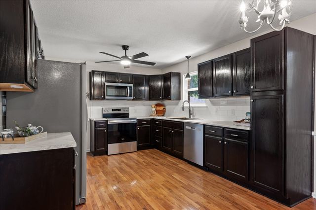 301 Signal Drive, Rossville, GA 30741