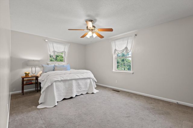 301 Signal Drive, Rossville, GA 30741