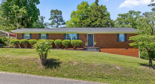 301 Signal Drive, Rossville, GA 30741