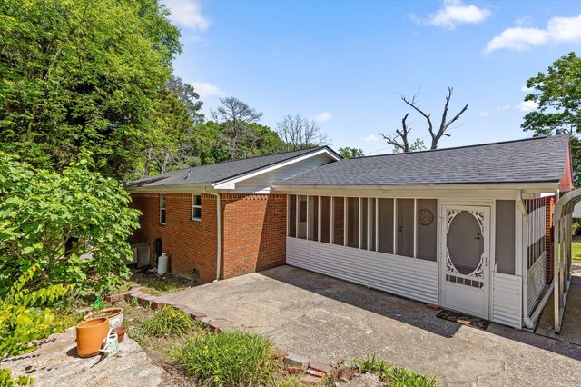 301 Signal Drive, Rossville, GA 30741