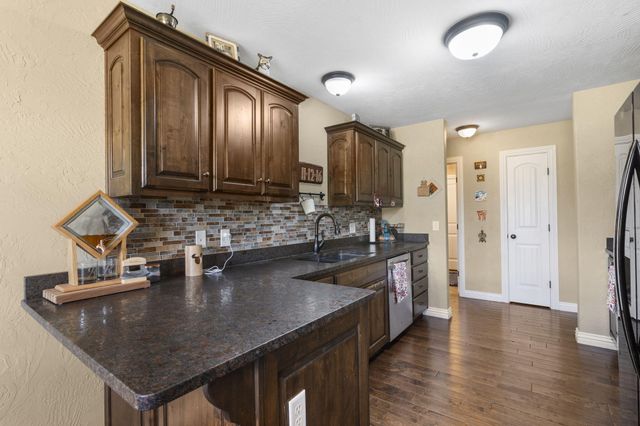 5721 West Alexa Lane, Springfield, MO 65802