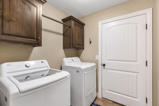 5721 West Alexa Lane, Springfield, MO 65802