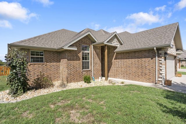 5721 West Alexa Lane, Springfield, MO 65802