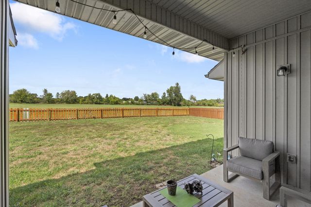 5721 West Alexa Lane, Springfield, MO 65802