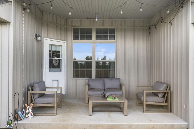 5721 West Alexa Lane, Springfield, MO 65802
