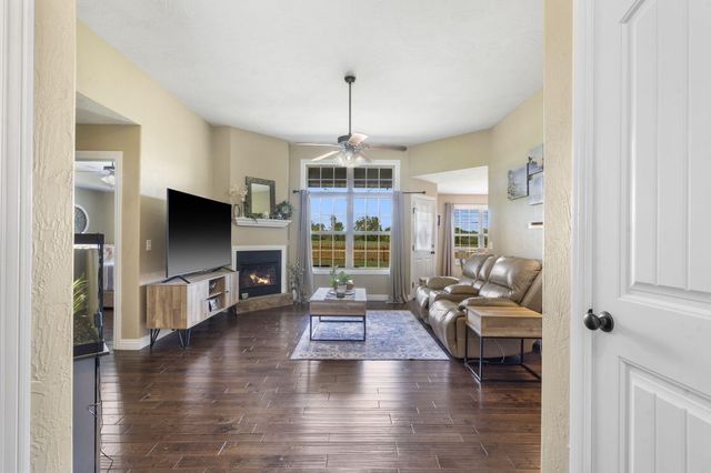 5721 West Alexa Lane, Springfield, MO 65802