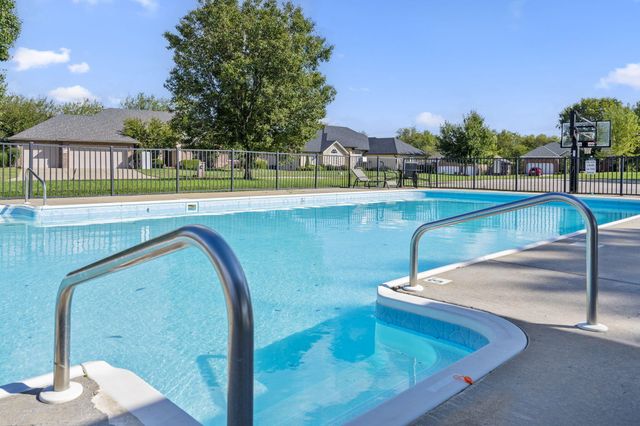 5721 West Alexa Lane, Springfield, MO 65802