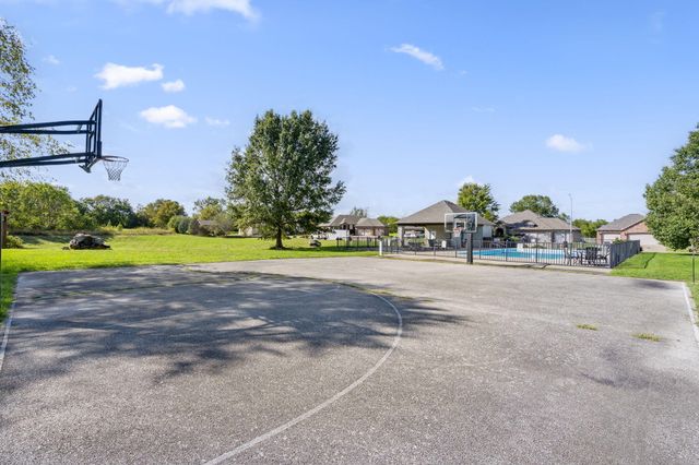 5721 West Alexa Lane, Springfield, MO 65802