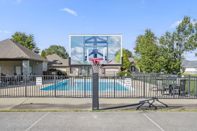 5721 West Alexa Lane, Springfield, MO 65802