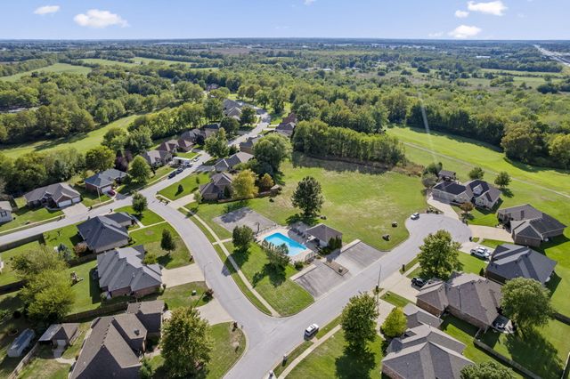 5721 West Alexa Lane, Springfield, MO 65802
