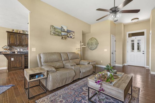 5721 West Alexa Lane, Springfield, MO 65802