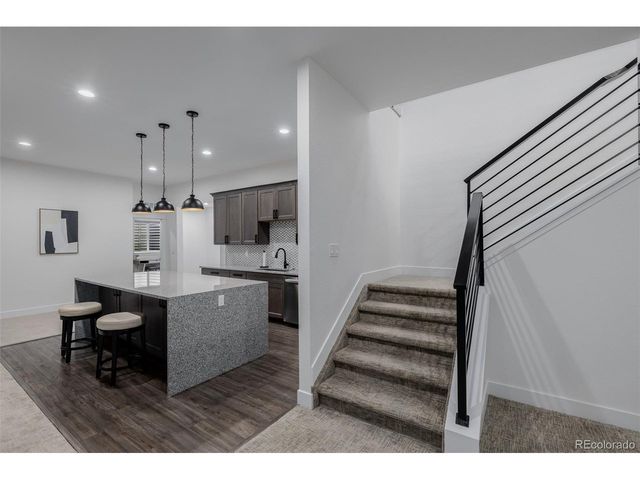 2901 S Bellaire St, Denver, CO 80222