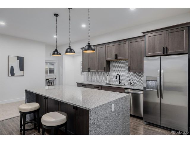 2901 S Bellaire St, Denver, CO 80222