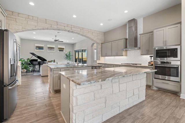 4205 Lynette LN, Round Rock, TX 78681