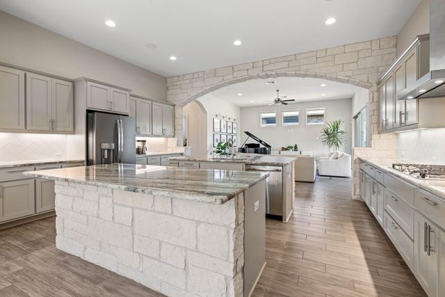 4205 Lynette LN, Round Rock, TX 78681