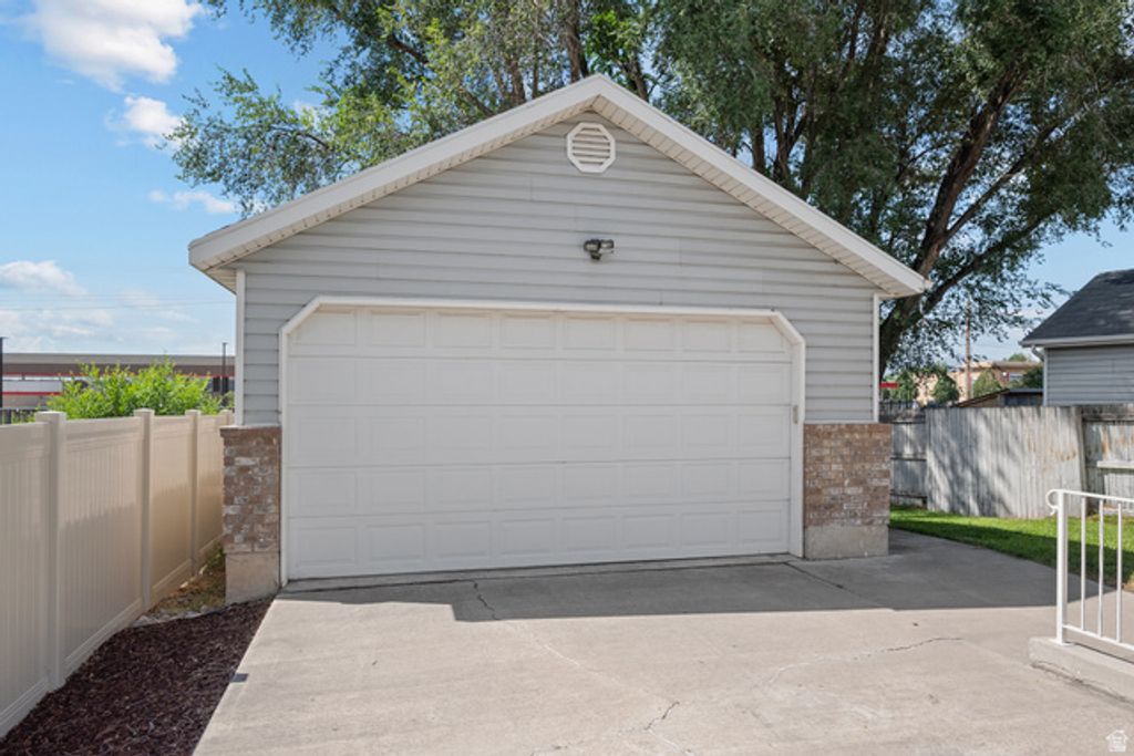 1765 W GARDEN DR, Pleasant Grove, UT 84062 — photo 5
