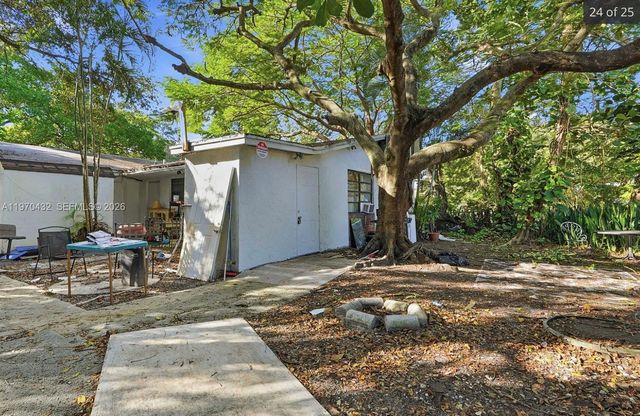 1918 Sheridan St, Hollywood, FL 33020