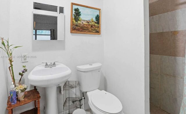 1918 Sheridan St, Hollywood, FL 33020