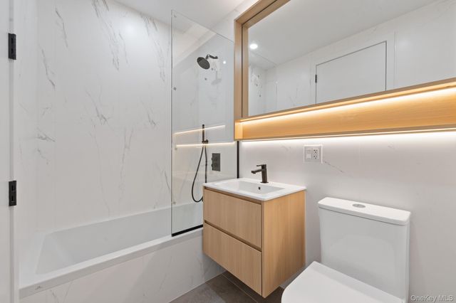 366 Harman Street 4R, Brooklyn, NY 11237