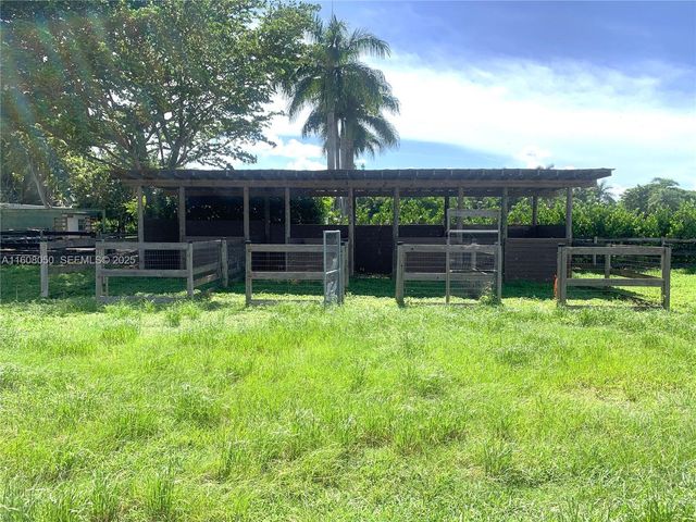 22750 SW 154th Avenue, Miami, FL 33170