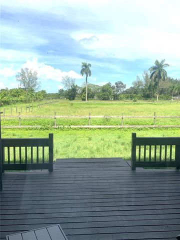 22750 SW 154th Avenue, Miami, FL 33170