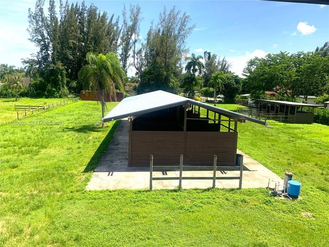 22750 SW 154th Avenue, Miami, FL 33170
