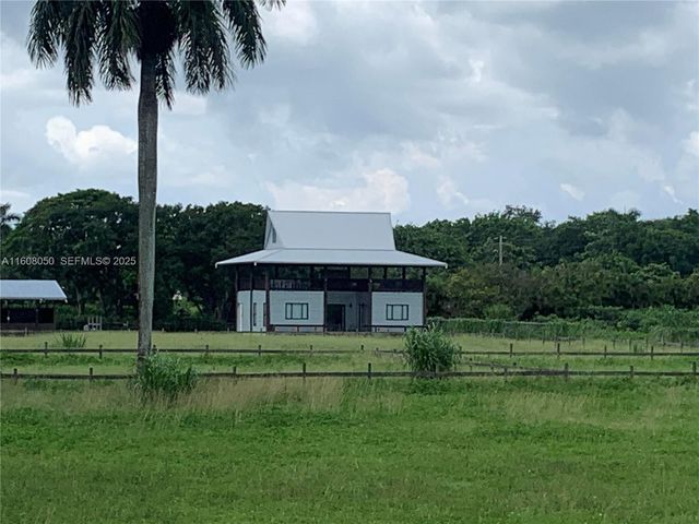 22750 SW 154th Avenue, Miami, FL 33170
