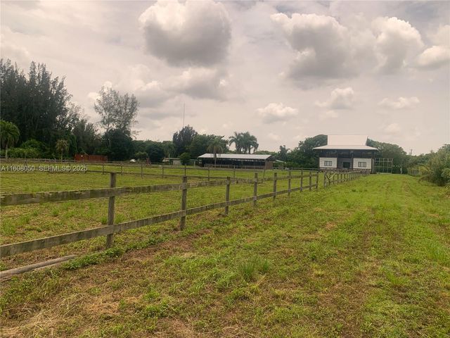 22750 SW 154th Avenue, Miami, FL 33170