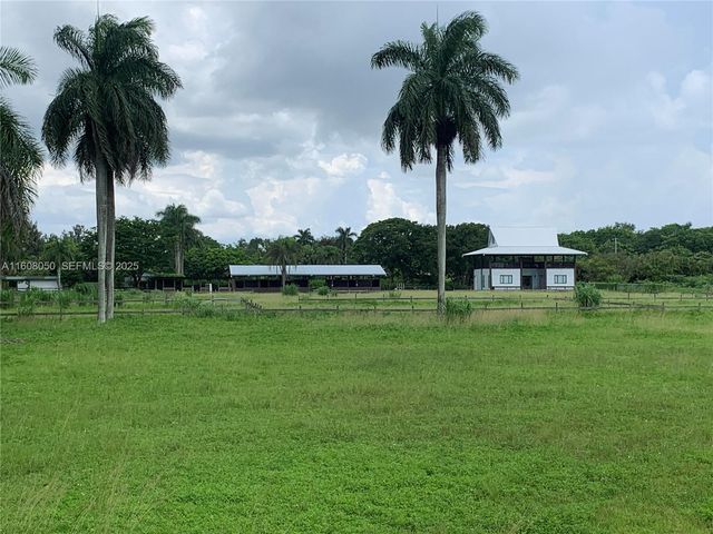 22750 SW 154th Avenue, Miami, FL 33170