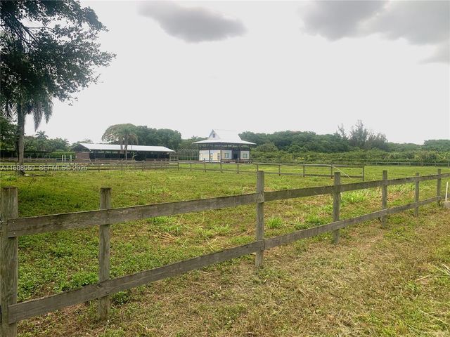 22750 SW 154th Avenue, Miami, FL 33170