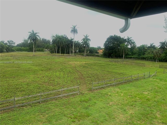 22750 SW 154th Avenue, Miami, FL 33170