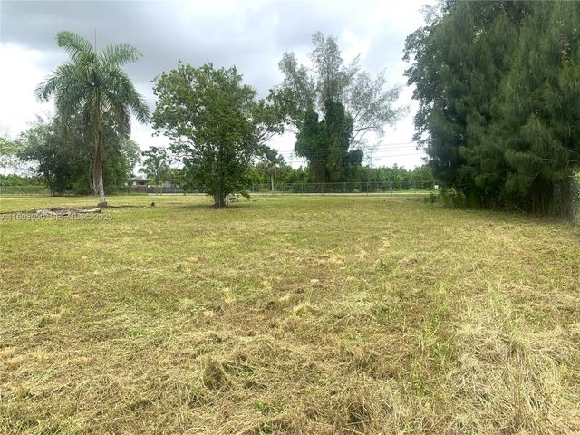 22750 SW 154th Avenue, Miami, FL 33170