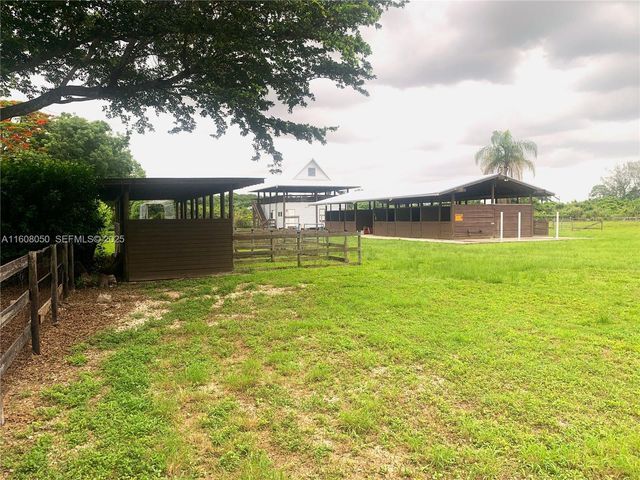 22750 SW 154th Avenue, Miami, FL 33170