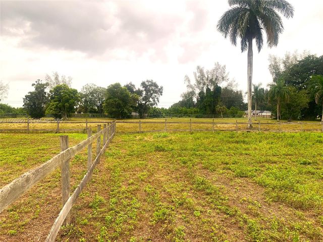 22750 SW 154th Avenue, Miami, FL 33170