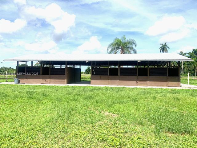 22750 SW 154th Avenue, Miami, FL 33170