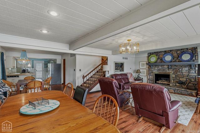 176 E Lakeshore Drive, Cherokee Village, AR 72529