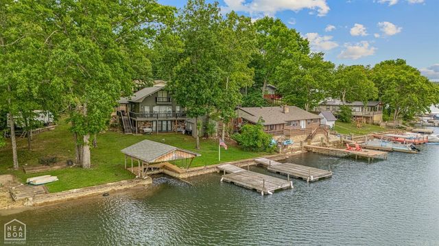 176 E Lakeshore Drive, Cherokee Village, AR 72529