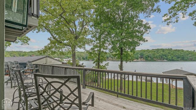 176 E Lakeshore Drive, Cherokee Village, AR 72529