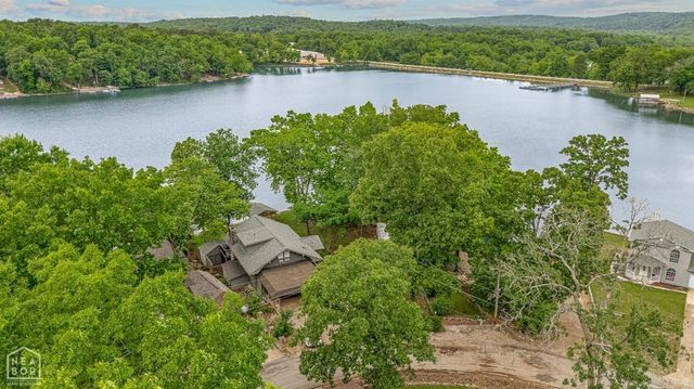 176 E Lakeshore Drive, Cherokee Village, AR 72529