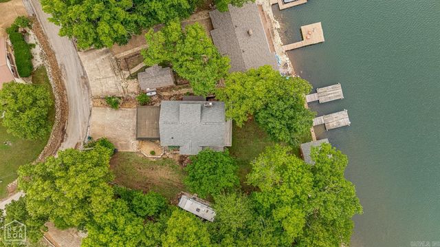 176 E Lakeshore Drive, Cherokee Village, AR 72529