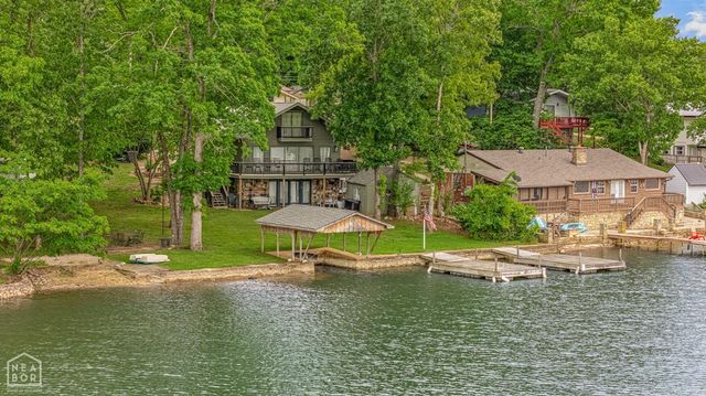 176 E Lakeshore Drive, Cherokee Village, AR 72529