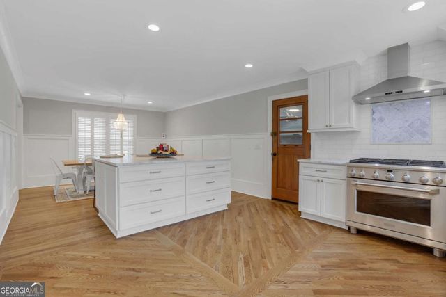 3873 Chamblee Dunwoody Road, Atlanta, GA 30341