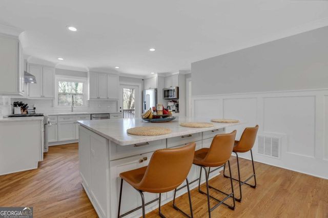 3873 Chamblee Dunwoody Road, Atlanta, GA 30341