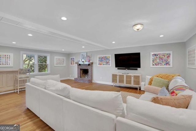3873 Chamblee Dunwoody Road, Atlanta, GA 30341