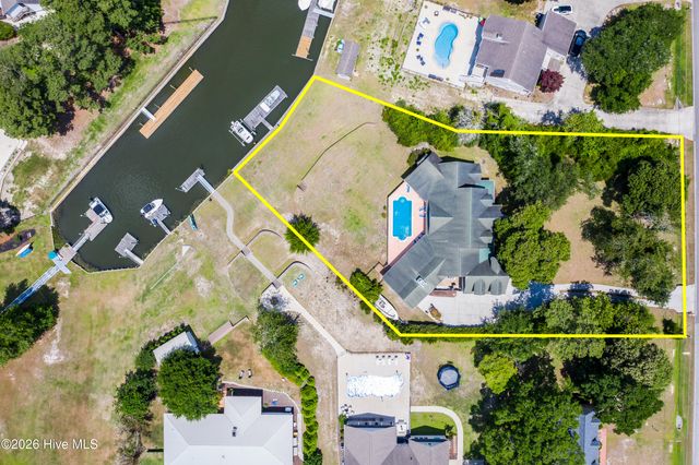 184 Olde Point Road, Hampstead, NC 28443