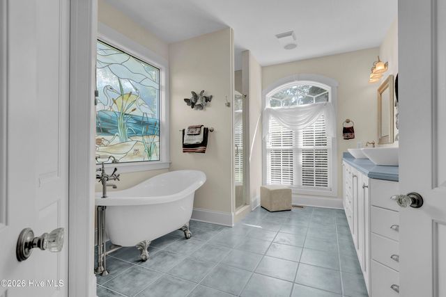 184 Olde Point Road, Hampstead, NC 28443