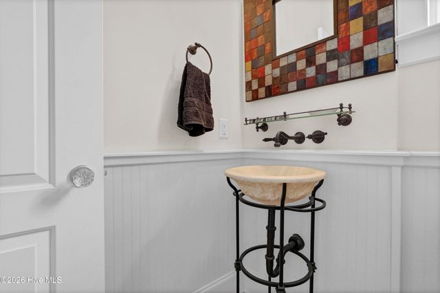 184 Olde Point Road, Hampstead, NC 28443