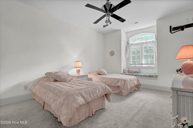 184 Olde Point Road, Hampstead, NC 28443
