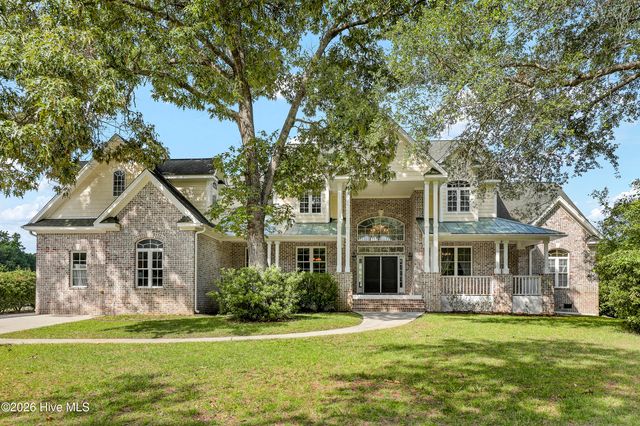 184 Olde Point Road, Hampstead, NC 28443